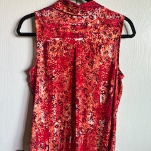 Apt. 9 multi-colored sleeveless button up blouse - Picture 2 of 3